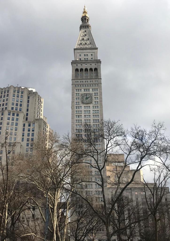Met Life Tower