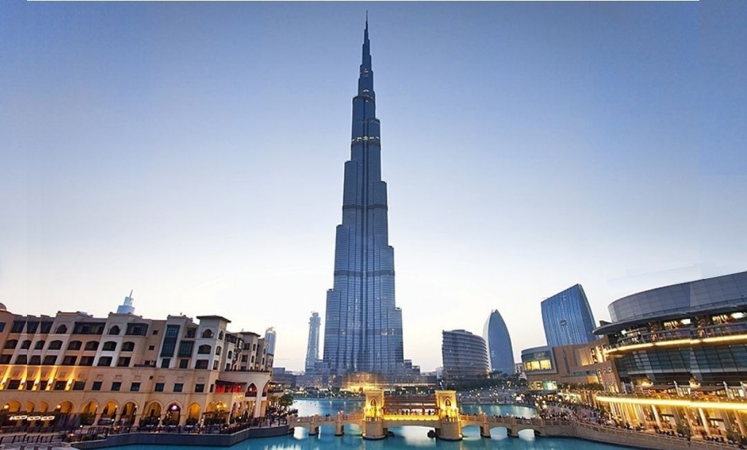 Burj Khalifa - The Best Place to Visit in Dubai at Night